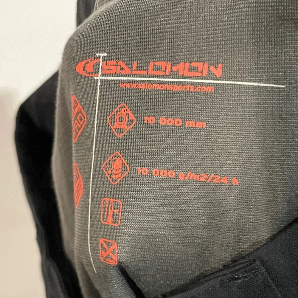 Salomon Men's Black Cargo ski snow Pants - Picture 3 of 4